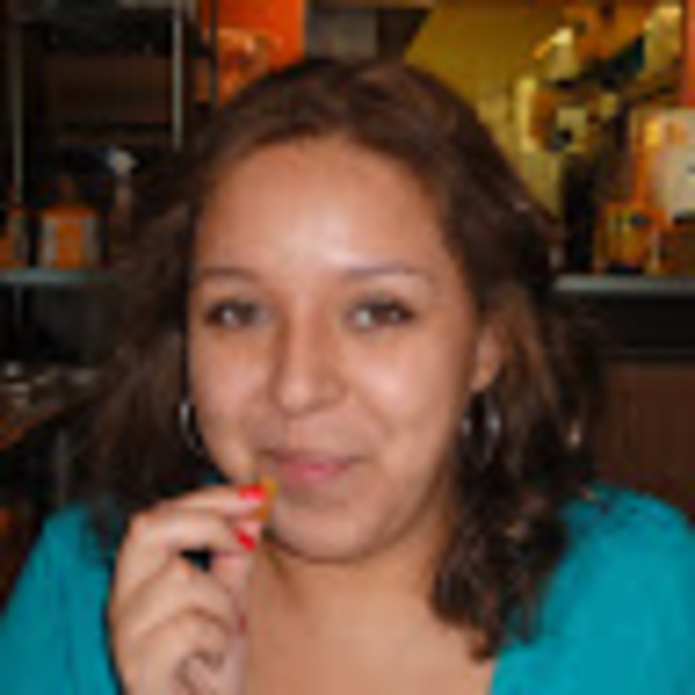 Meet your Posher, Emilia